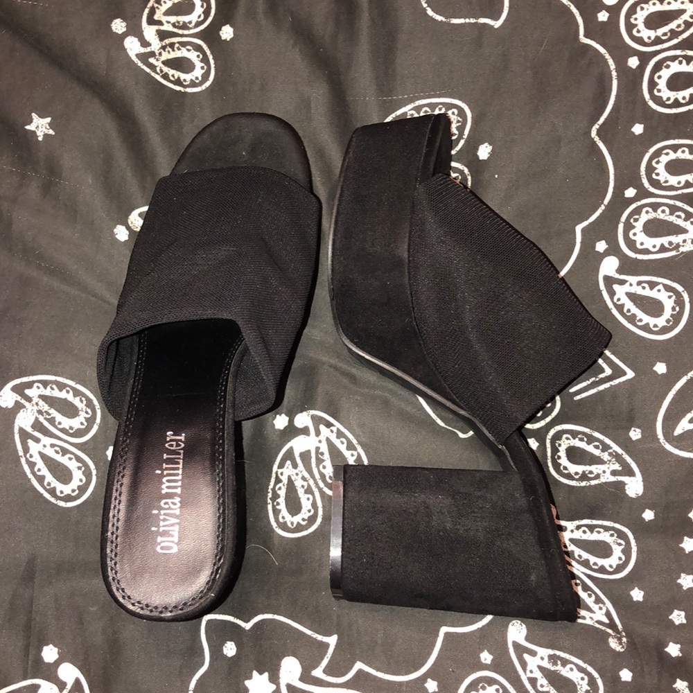 ✨ Forever21 Platform heels ✨